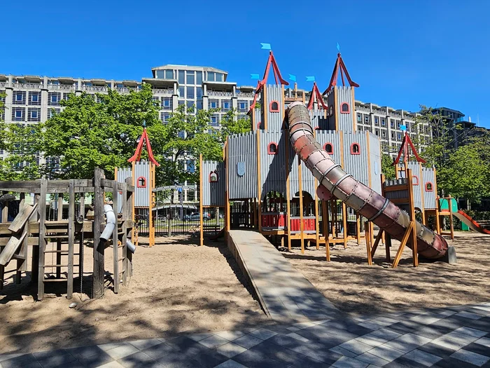 Stichting Speelcentrum "Weena"