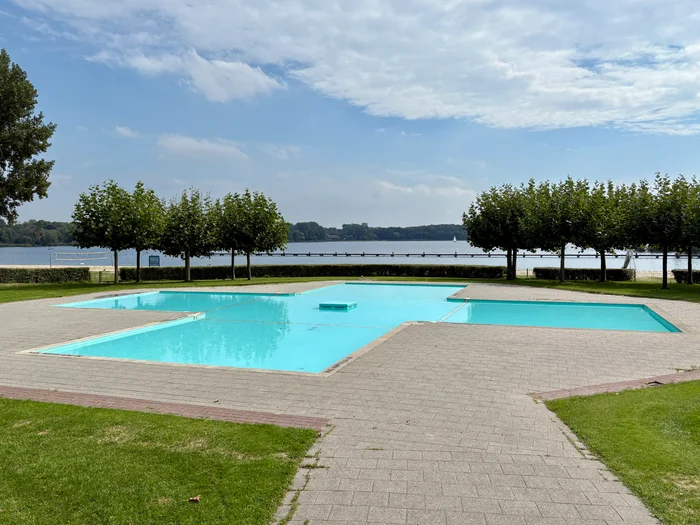 Paddling pool 
