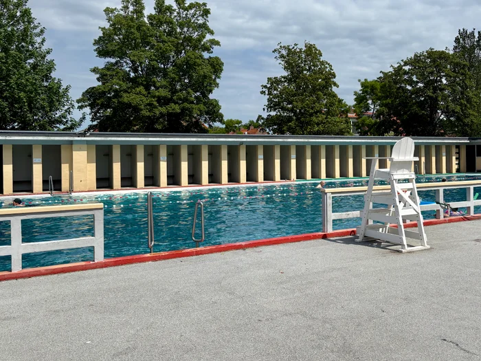 Houtvaart swimming pool