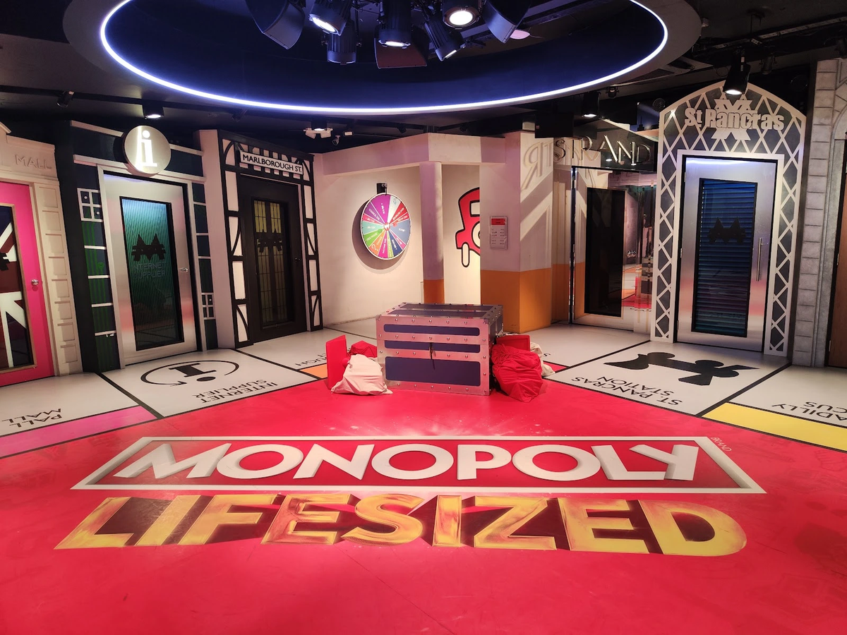 Monopoly Lifesized