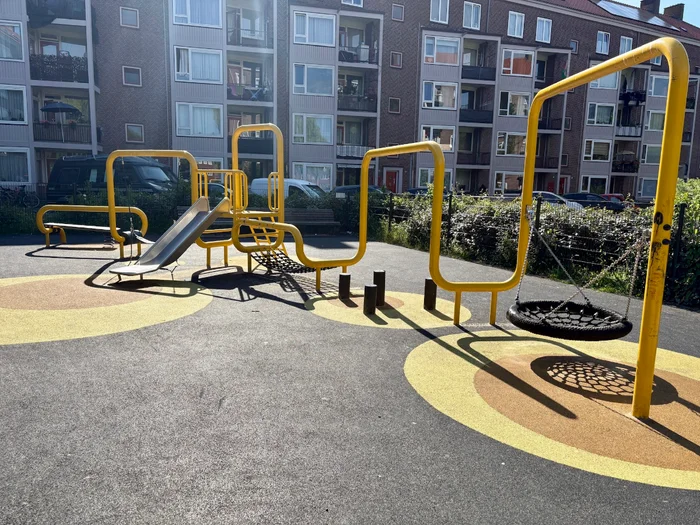 Playground Yellow Fishbone
