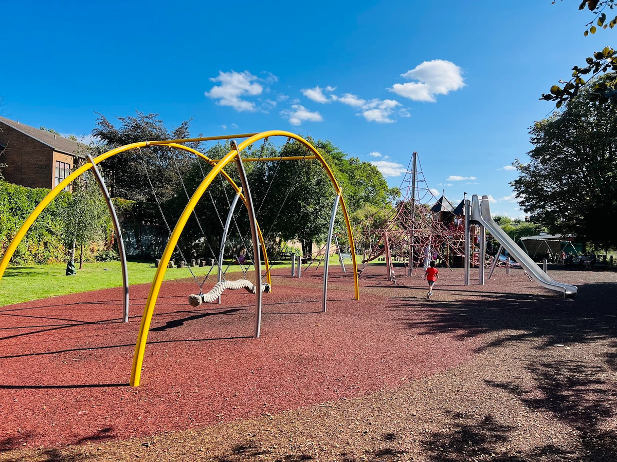 Vauxhall Park Playground