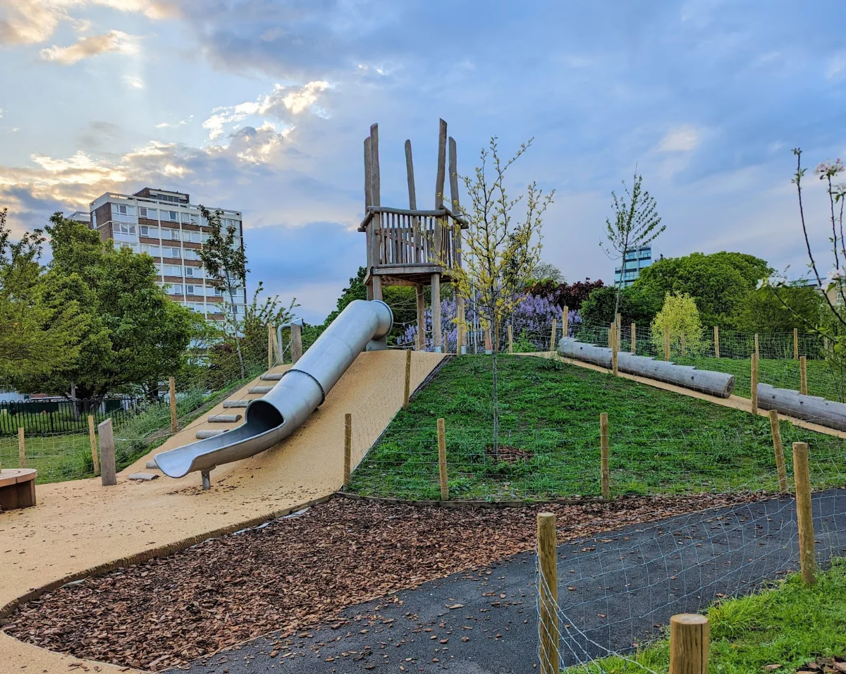 Shoreditch Park Playground