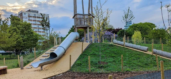 Shoreditch Park Playground