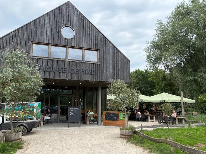 House of Bird Diemerbos